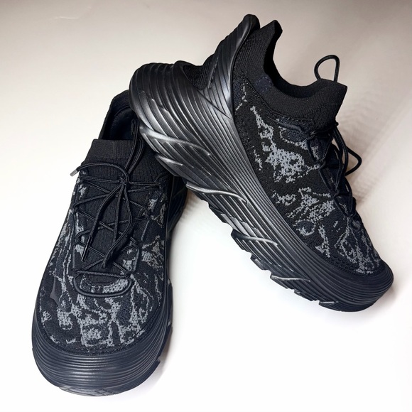 Hoka One One Women’s Stealth/Tech Restore Chukka Athletic Sneakers Size- 8 - Picture 7 of 11